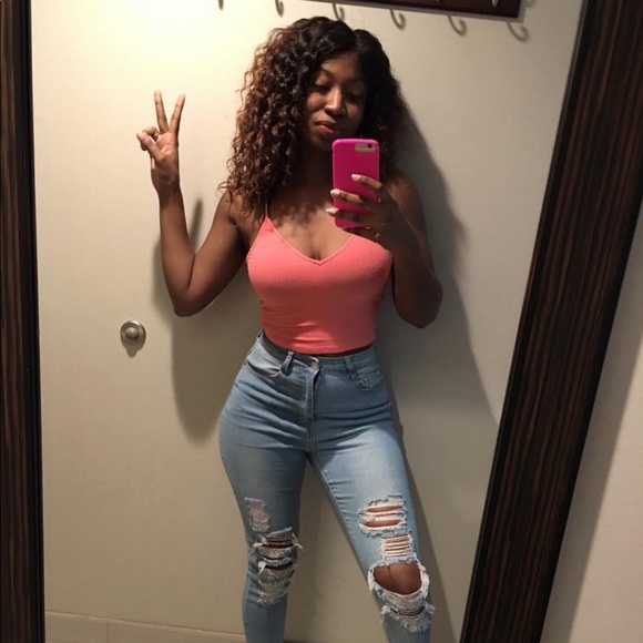 Brazilian deep wave closure wig - Picture 8 of 8